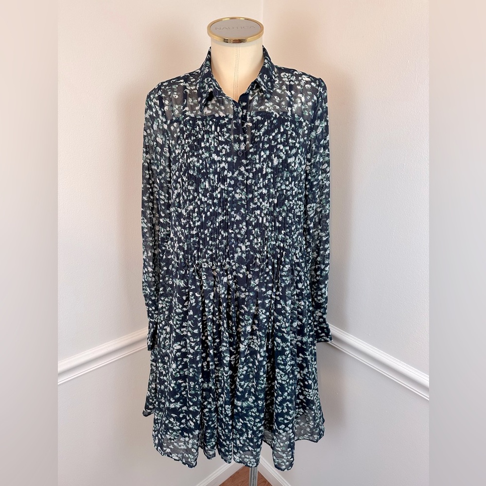 BANANA REPUBLIC Navy Floral Long Sleeve Lightweight Button Down Dress | Medium